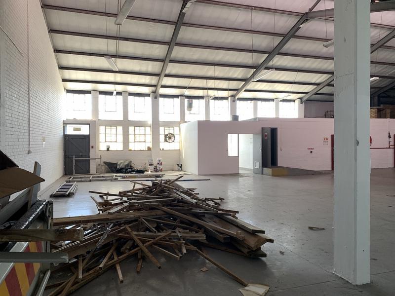 To Let commercial Property for Rent in Maitland Western Cape